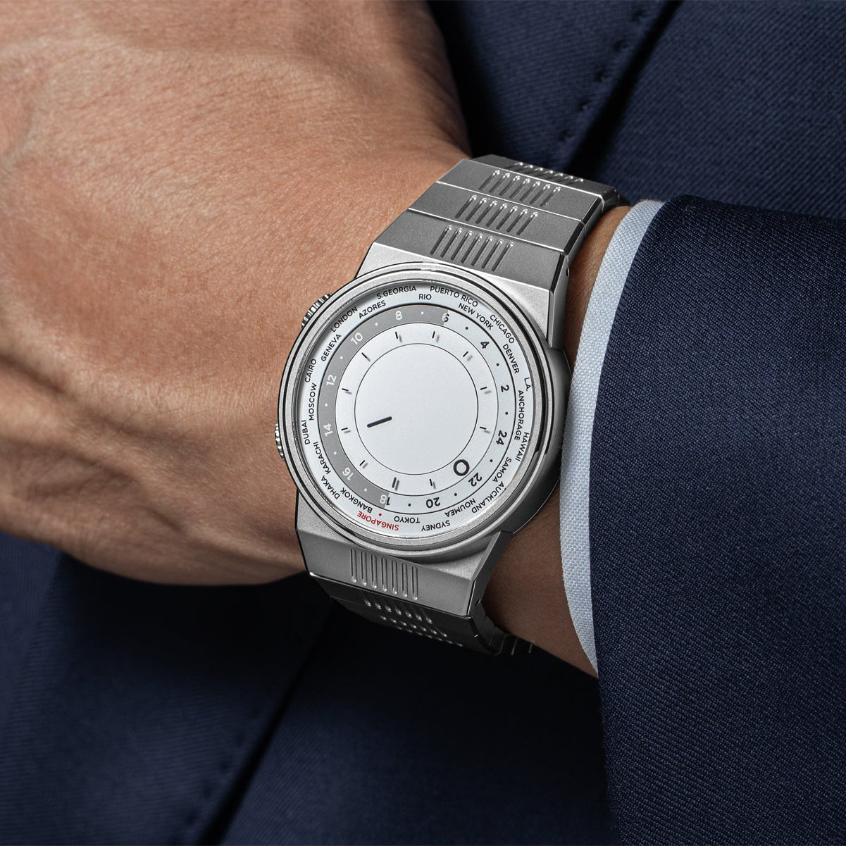 Alterum Worldtimer Horizon