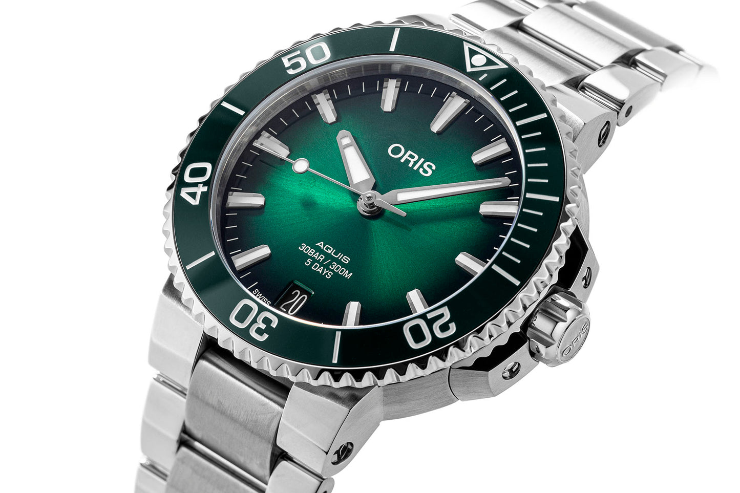 ORIS Aquis Date Caliber 400 with Stainless Steel Bracelet