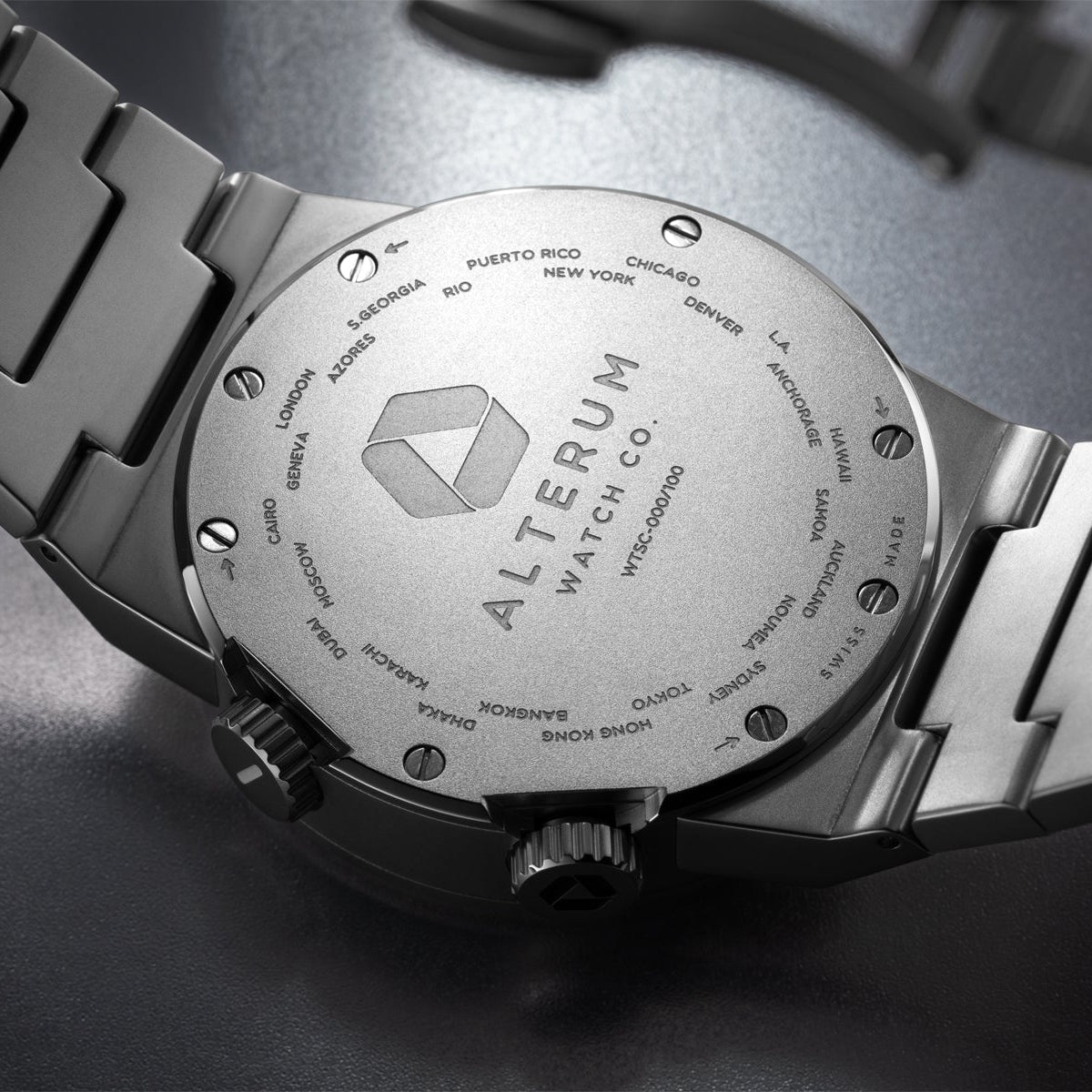 Alterum Worldtimer Horizon